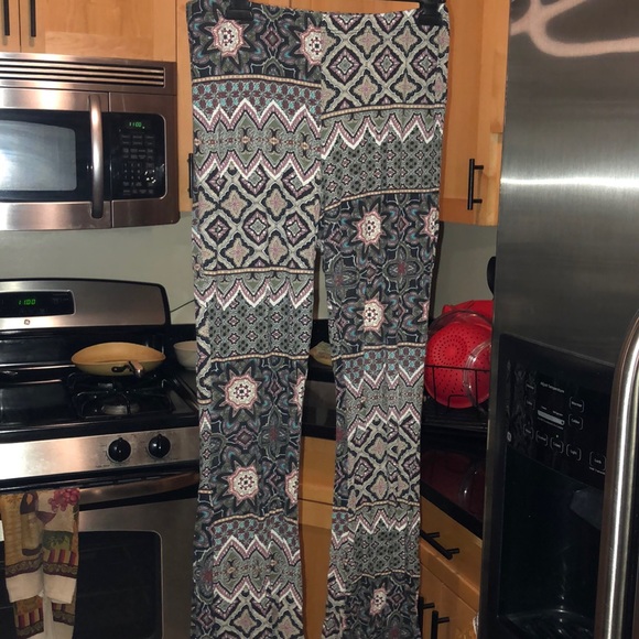 Patterned pants - Picture 2 of 2